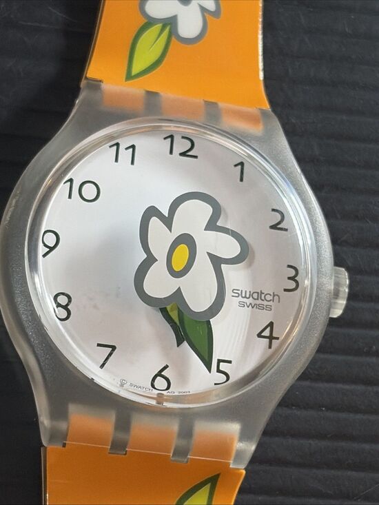 Swatch Newgent X-LARGE Model 2004 Model Daisy Daze Item Number SUDK110 main image 13